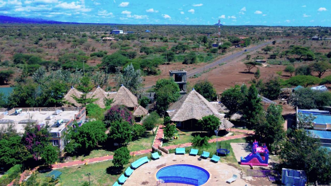 Amboseli Gateway Hotel Kimana Buitenkant foto